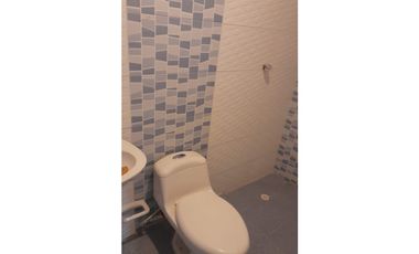 VENTA DE HERMOSA CASA  + DOS LOCALES EN MARGEN IZQUIERDA DE MONTERIA