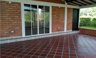 VENTA CASA CAMPESTRE VIA  QUIMBAYA  ALCALA (V.)