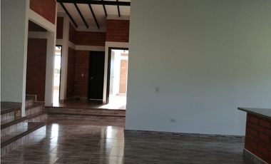 VENTA CASA CAMPESTRE VIA  QUIMBAYA  ALCALA (V.)