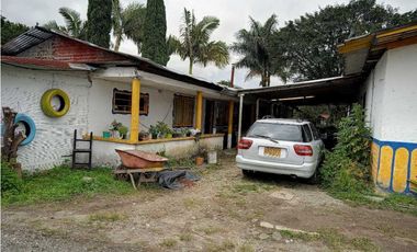 Se Vende Casa Lote Avenida Centenario