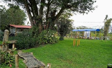 Se Vende Casa Lote Avenida Centenario