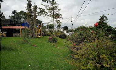 Se Vende Casa Lote Avenida Centenario