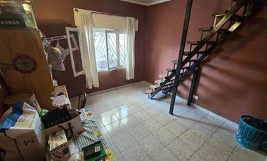 Casa PH en venta en Moron Sur
