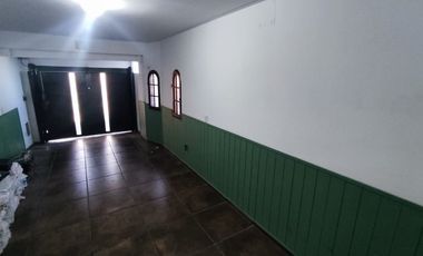 Casa en venta en Ramos Mejia Sur