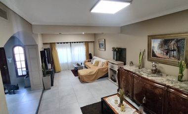 Casa en venta en Ramos Mejia Sur