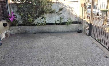 Casa para 2 Familias en venta en Villa Dominico