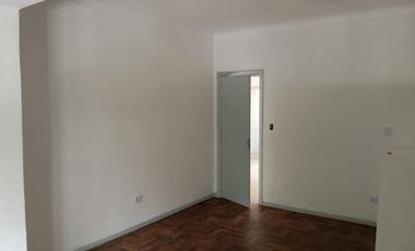 Piso en alquiler en Castelar Norte