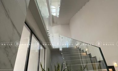CASA EN VENTA EN   ALTOZANO