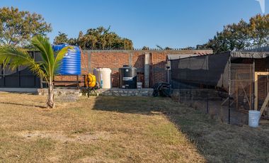 Casa con hermosas vistas y estilo rustico de buen gusto, autosustentable