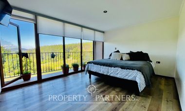 Se vende moderna y nueva  casa  en parcela de 5.000 m2 dentro de exclusivo condominio ubicado en Pumalal a solo 20 minutos de Temuco