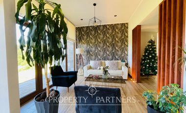 Se vende moderna y nueva  casa  en parcela de 5.000 m2 dentro de exclusivo condominio ubicado en Pumalal a solo 20 minutos de Temuco