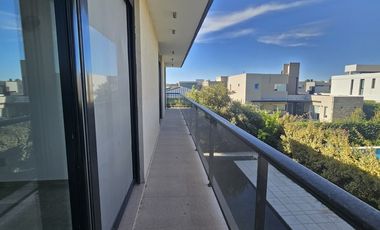Neuquen. Alquiler. Casa Nivel Gerencial. Barrio cerrado Costa Rio