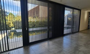 Neuquen. Alquiler. Casa Nivel Gerencial. Barrio cerrado Costa Rio