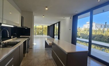 Neuquen. Alquiler. Casa Nivel Gerencial. Barrio cerrado Costa Rio