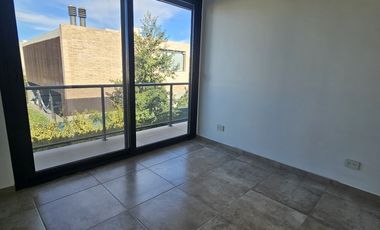 Neuquen. Alquiler. Casa Nivel Gerencial. Barrio cerrado Costa Rio