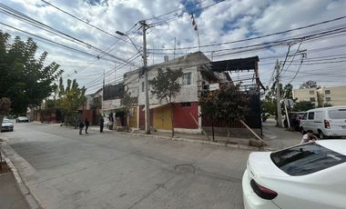 Casa en Venta en Sergio larenas 393