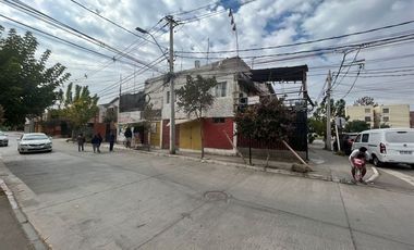 Casa en Venta en Sergio larenas 393