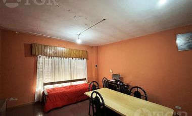 Casa en venta 3 ambientes - terraza - sobre lote propio 10x40
