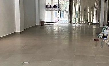 OPORTUNIDAD ! VENTA DE LOCAL/OFICINA EN LA ANZURES CON IVA
