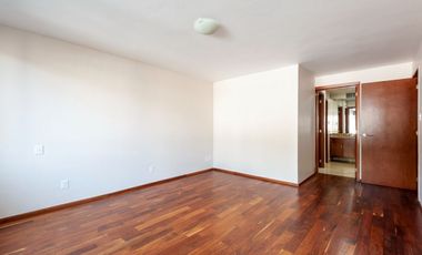 VENTA EDIFICIO RECIÉN REMODELADO EN LA DEL VALLE CENTRO