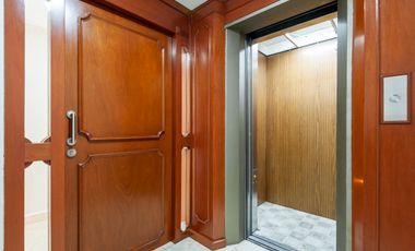 VENTA EDIFICIO RECIÉN REMODELADO EN LA DEL VALLE CENTRO