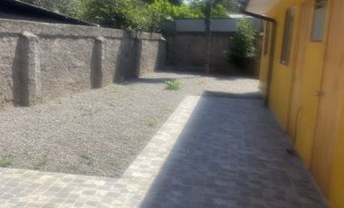 arriendo casa para uso habitacional o comercial en baquedano