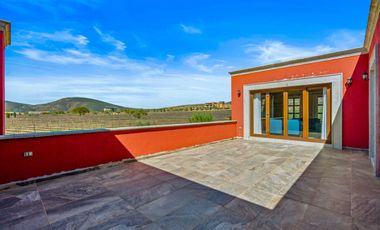 Casa de Lujo con Cava, Jacuzzi, Sauna y Terraza: Viñedos San Miguel