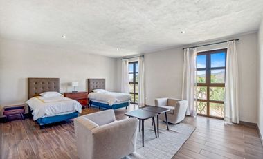 Casa de Lujo con Cava, Jacuzzi, Sauna y Terraza: Viñedos San Miguel