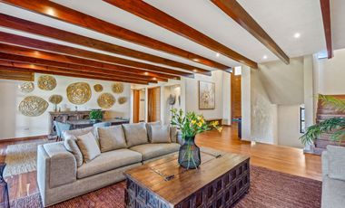 Casa de Lujo con Cava, Jacuzzi, Sauna y Terraza: Viñedos San Miguel