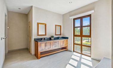 Casa de Lujo con Cava, Jacuzzi, Sauna y Terraza: Viñedos San Miguel