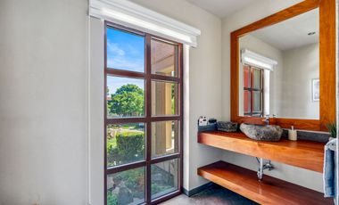 Casa de Lujo con Cava, Jacuzzi, Sauna y Terraza: Viñedos San Miguel