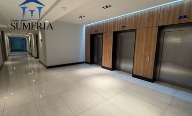 Oficina de lujo en renta en Torre Quórum D1 con vista