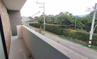 CASA EN ARRIENDO UBICADA EN LA CEJA SECTOR VIVA