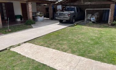 Casa 2 Plantas 3 dormitorios Longchamps Apta Permuta!!