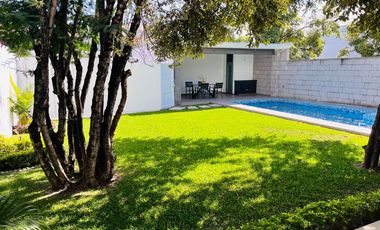 Casa en Fraccionamiento en Lomas de Jiutepec Jiutepec - ROQ-1257-Fr
