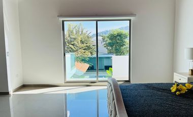 Casa en Fraccionamiento en Lomas de Jiutepec Jiutepec - ROQ-1257-Fr