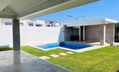 Casa Comercial en Lomas de Jiutepec Jiutepec - ROQ-1258-Cc