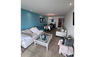 Departamento 3 amb con dependencia y cochera. Zona Torreón