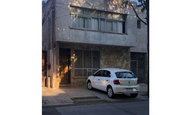 VENDE DEPARTAMENTO AMPLIO CUARTA SECCION ESTE