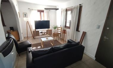 CASA EN PH  3 AMB  UNAMUN0 2406  GROSELLAR