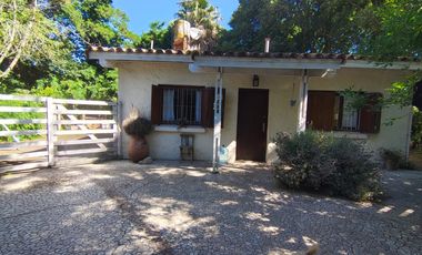CASA EN PH  3 AMB  UNAMUN0 2406  GROSELLAR