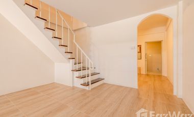 2 Bedrooms Townhouse for sale at Air Villa Village