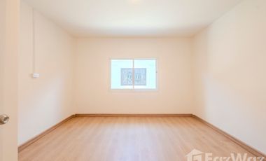 2 Bedrooms Townhouse for sale at Air Villa Village