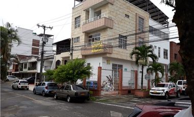 ALQUILO APARTAESTUDIO 2 AMBIENTES  EN LA FLORA CON SERVICIOS Y GARAJE