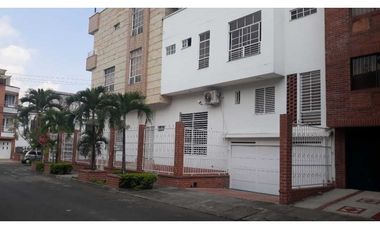 Alquilo apartaestudio norte de cali barrio la flora incluye servicios