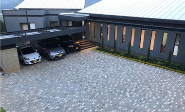 Venta o Arriendo de Casa Campestre en el Retiro