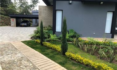 Venta o Arriendo de Casa Campestre en el Retiro