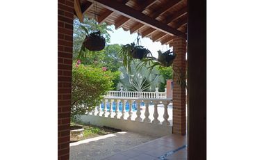 HERMOSA FINCA SANTA DE ANTIOQUIA VIA BOLOMBOLO PLANA