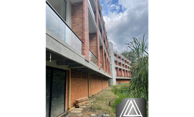 APARTAESTUDIO EN EL RETIRO, EDIFICIO SAN CHARBEL
