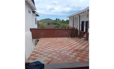 CASA URBANA EN SANTO DOMINGO